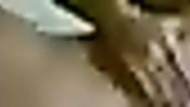 Kırgız karı ev yapımı porno çekiyor.